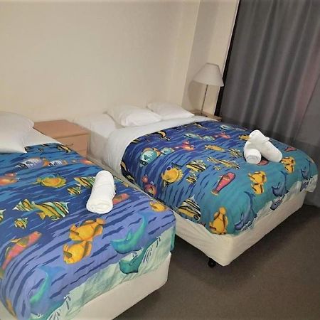 Accommodation Sydney - Kent Street Sydney Cbd Top Floor 2 Bedroom Apartment With Balcony Exterior photo